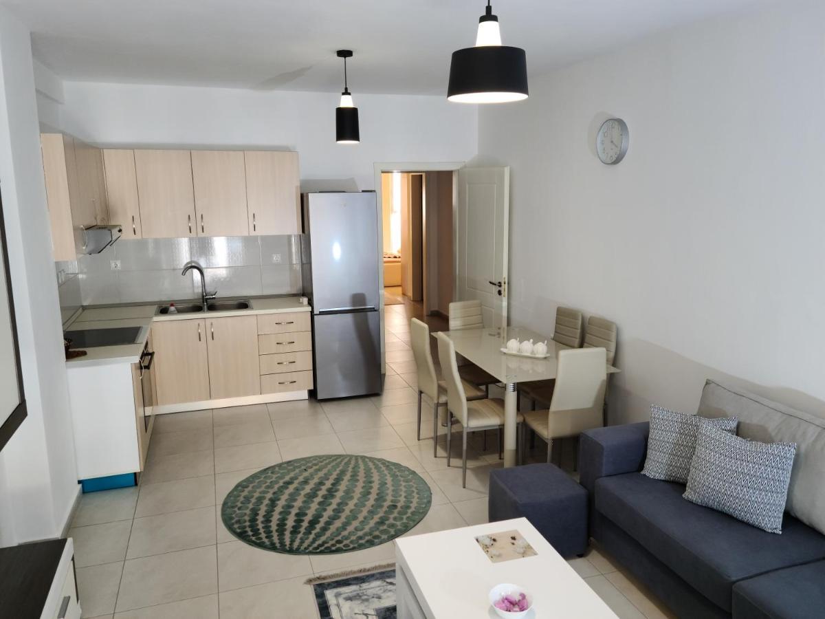 Marinela Apartment Tirana Kültér fotó