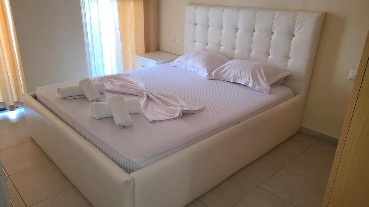 Marinela Apartment Tirana Kültér fotó